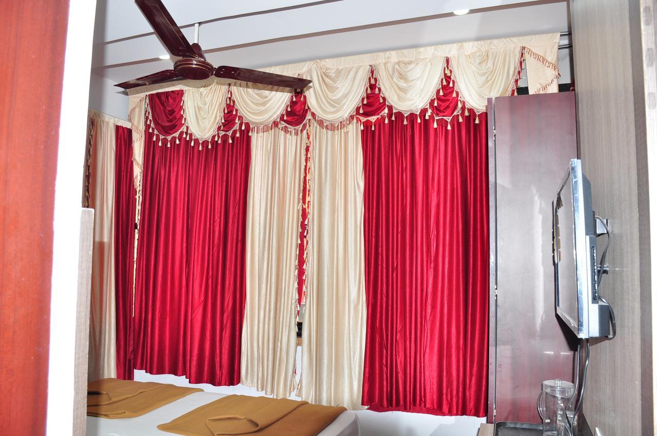 I Park Residency Hotel Bangalore Luaran gambar